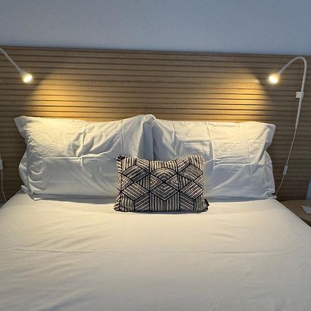 Living Pdl 2 Apartman Ponta Delgada Kültér fotó