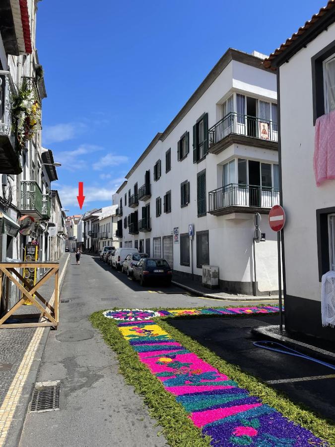Living Pdl 2 Apartman Ponta Delgada Kültér fotó